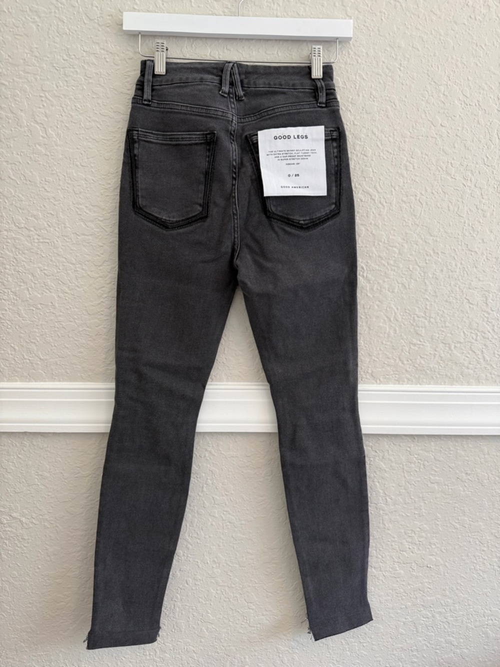 Good American Good Legs Skinny Jeans | Size 0 / 25 | NWT Dark Gray - Picture 6 of 11